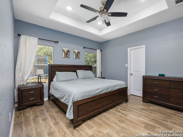 Image 13 of 27 For 1019 Clovis Pl