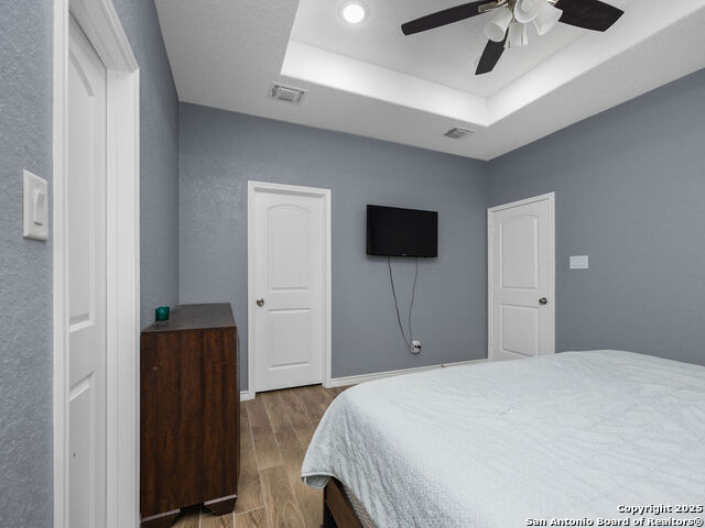 Image 14 of 27 For 1019 Clovis Pl