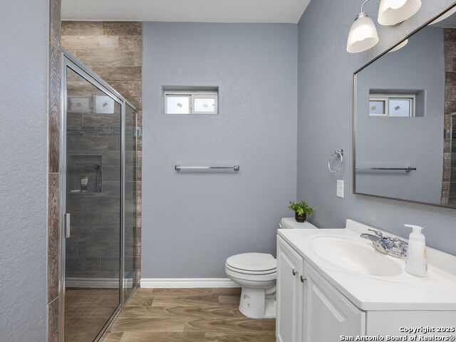 Image 15 of 27 For 1019 Clovis Pl