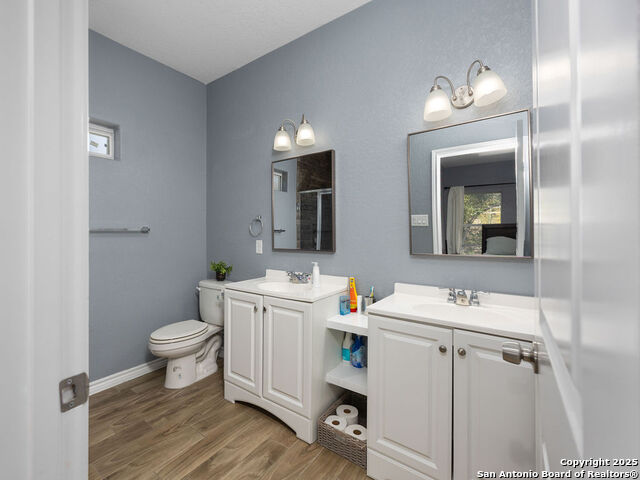 Image 16 of 27 For 1019 Clovis Pl