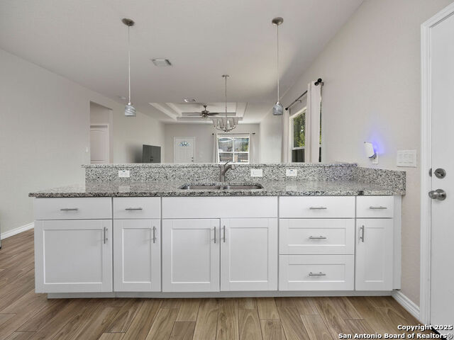 Image 8 of 27 For 1019 Clovis Pl