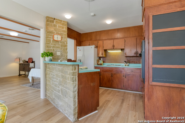 Listing photo id 10 for 134 Oaklane  