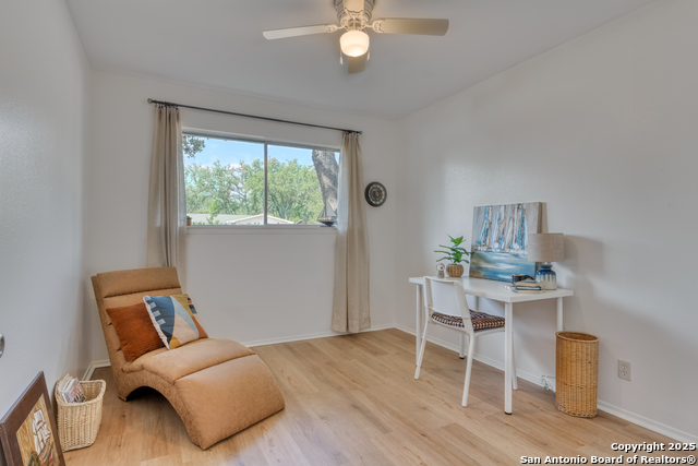 Listing photo id 17 for 134 Oaklane  