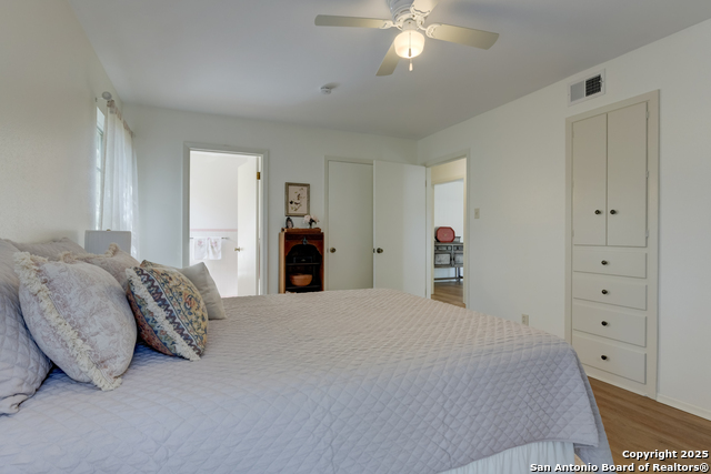 Listing photo id 25 for 134 Oaklane  