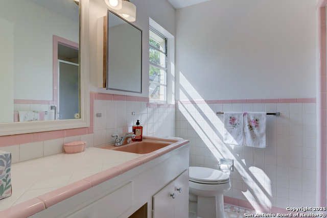 Listing photo id 26 for 134 Oaklane  