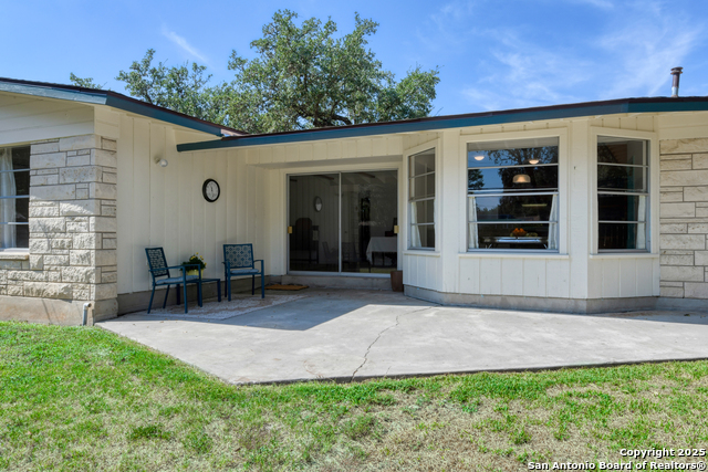 Listing photo id 28 for 134 Oaklane  