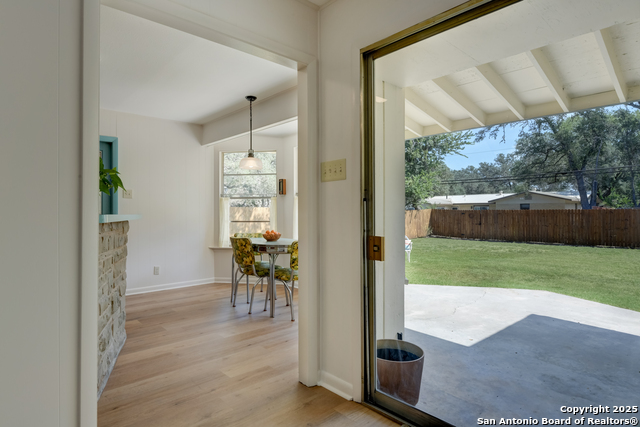 Listing photo id 7 for 134 Oaklane  