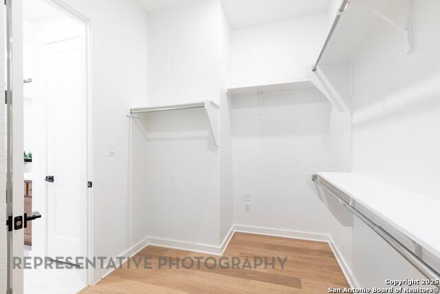 Image 18 of 32 For 5031 Ellis Way