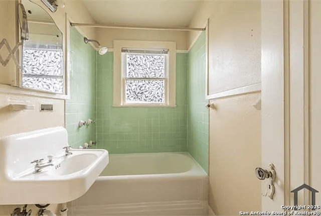 Image 2 of 10 For 503 Fulton Ave