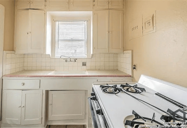 Image 3 of 10 For 503 Fulton Ave