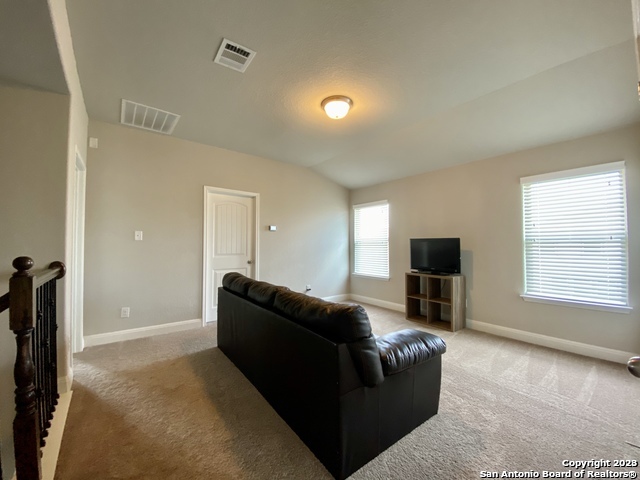 Listing photo id 10 for 6626 Willow Farm