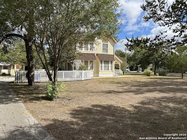 Image 10 of 42 For 304 Krezdorn W