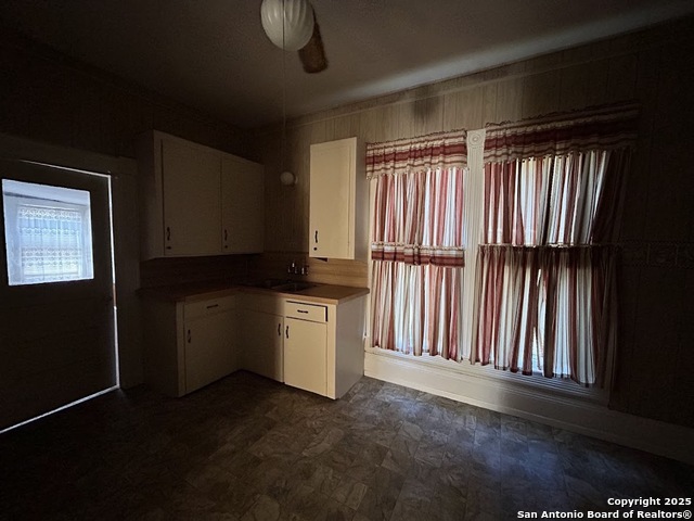 Image 35 of 42 For 304 Krezdorn W