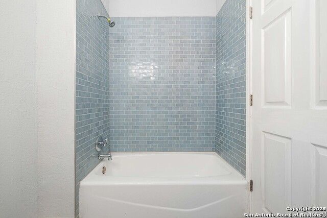 Image 15 of 15 For 109 Blue Bonnet  1