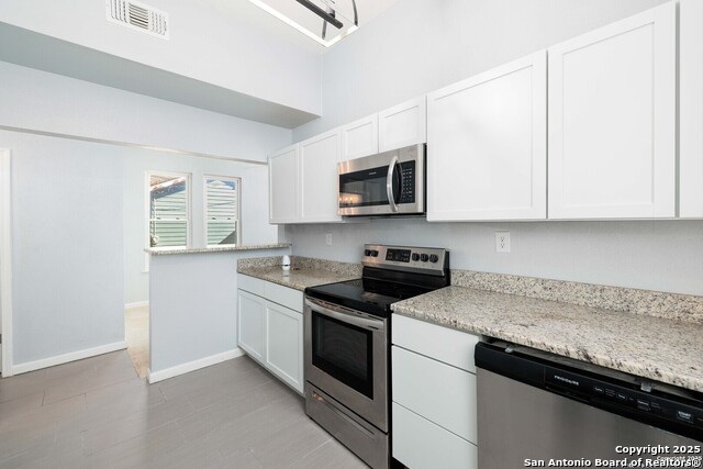 Image 8 of 15 For 109 Blue Bonnet  1