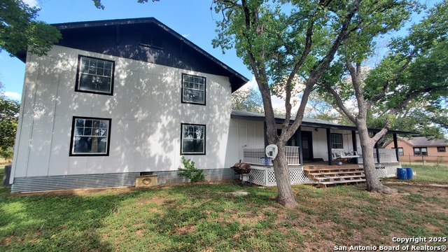 Listing photo id 15 for 15285 Skaggs