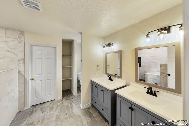 Listing photo id 24 for 3702 Grissom Branch
