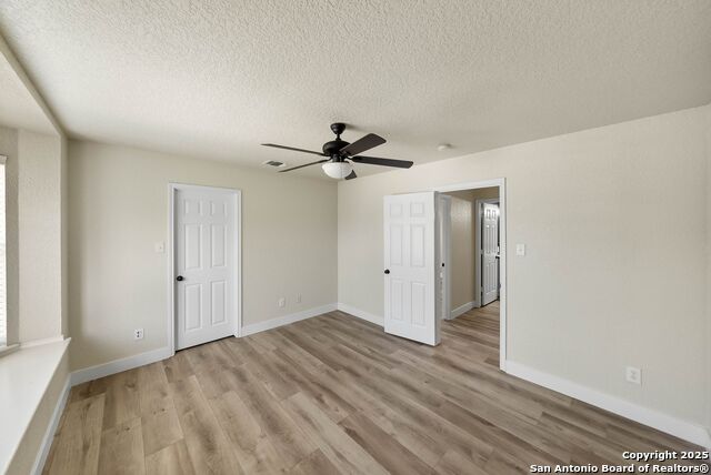 Listing photo id 31 for 3702 Grissom Branch