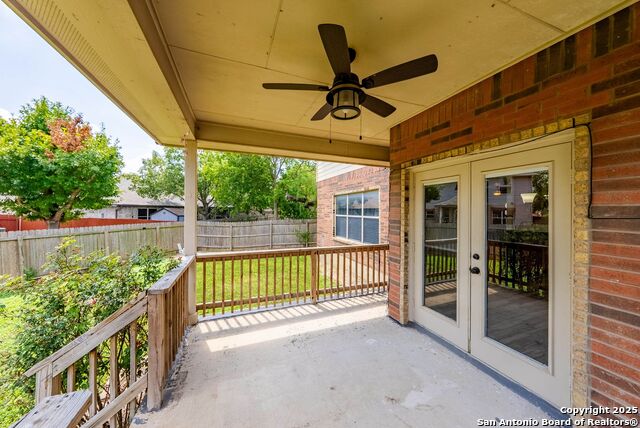 Listing photo id 37 for 3702 Grissom Branch