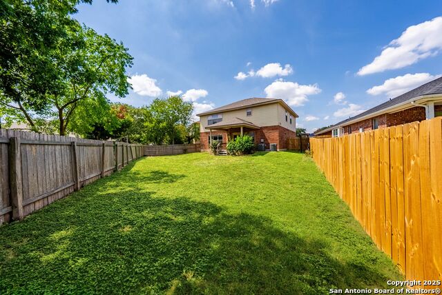 Listing photo id 38 for 3702 Grissom Branch
