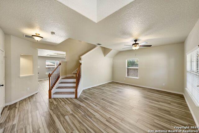 Listing photo id 4 for 3702 Grissom Branch