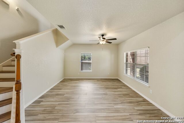 Listing photo id 5 for 3702 Grissom Branch