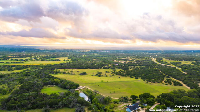 Image 10 of 21 For 2186 Fm 470  