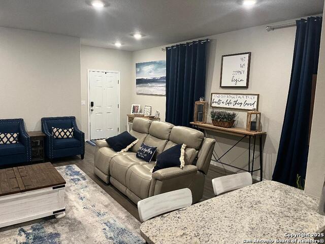 Image 7 of 23 For 3635 Strawberry