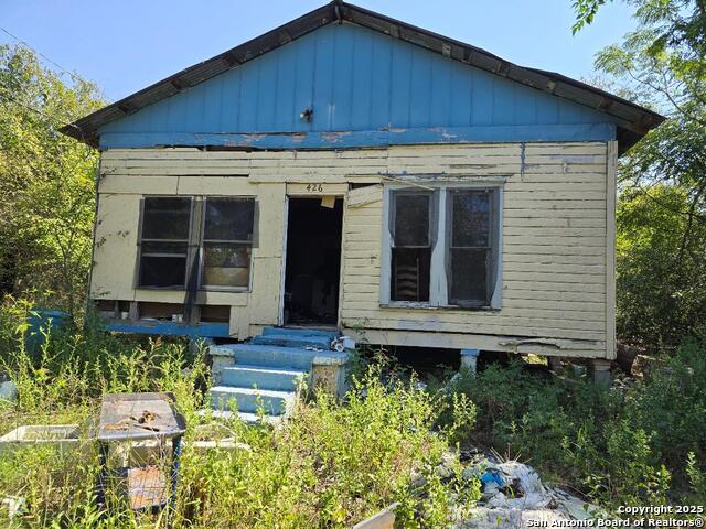 Details for 426 4th  , Rockdale, TX 76567