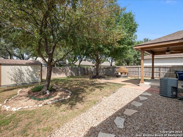 Listing photo id 32 for 8031 Ferndale Oaks