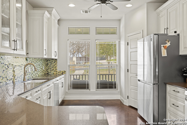 Image 10 of 34 For 2141 Stone Oak