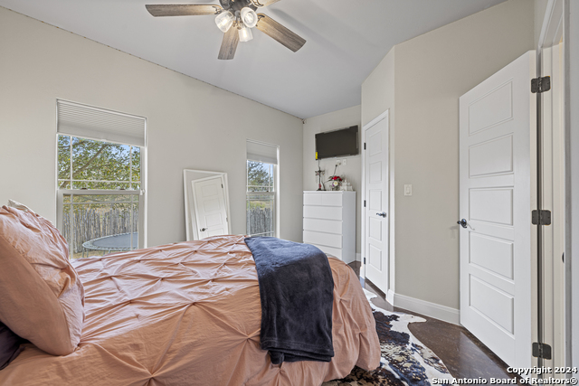 Image 20 of 34 For 2141 Stone Oak