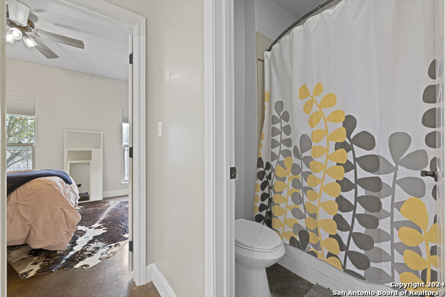 Image 22 of 34 For 2141 Stone Oak