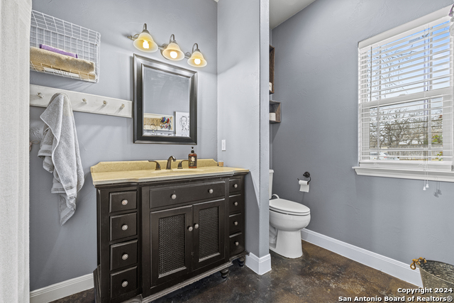 Image 25 of 34 For 2141 Stone Oak