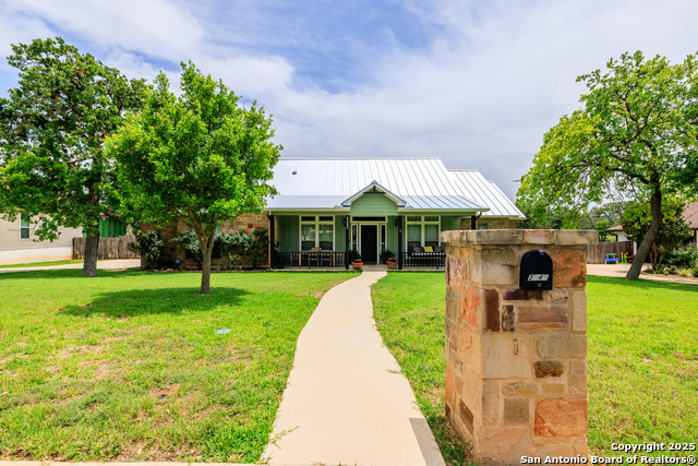 Image 28 of 34 For 2141 Stone Oak