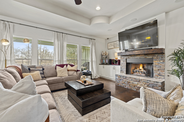 Image 4 of 34 For 2141 Stone Oak