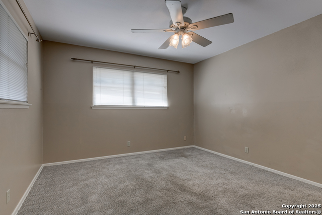 Listing photo id 12 for 3214 Leyte  