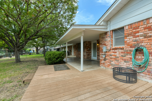 Listing photo id 19 for 3214 Leyte  