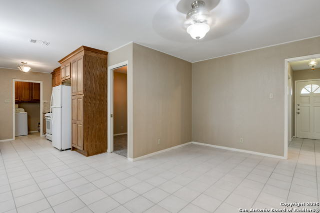 Listing photo id 5 for 3214 Leyte  