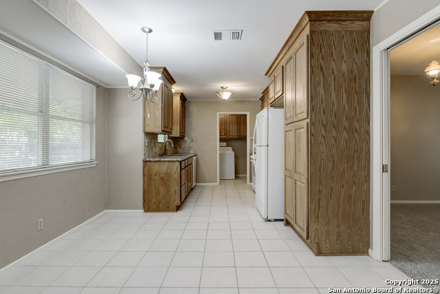 Listing photo id 6 for 3214 Leyte  