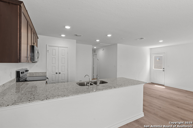 Listing photo id 12 for 1318 Vallarta Centro