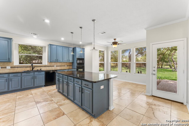 Details for 204 Majestic, San Antonio, TX 78258