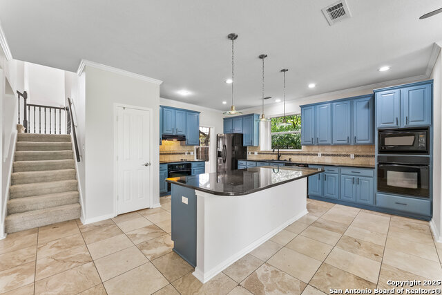 Image 15 of 57 For 204 Majestic