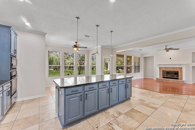 Image 18 of 57 For 204 Majestic