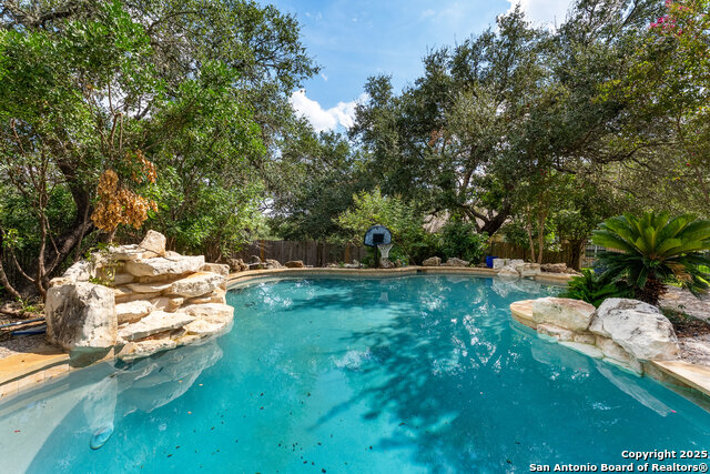 Image 43 of 57 For 204 Majestic