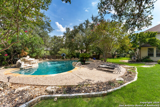 Image 44 of 57 For 204 Majestic