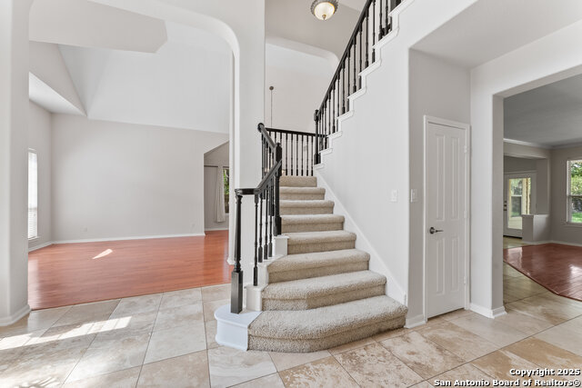 Image 5 of 57 For 204 Majestic