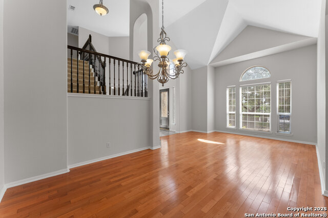 Image 56 of 57 For 204 Majestic