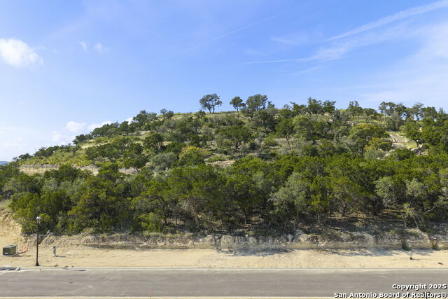 Image 13 of 17 For 21227 Treetop Terrace