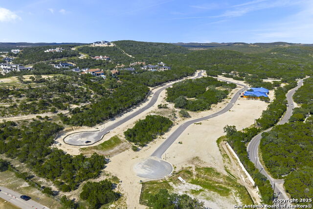 Image 4 of 17 For 21227 Treetop Terrace